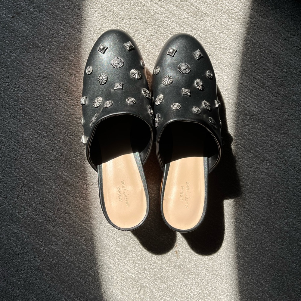 Urban Outfitters Clogs
